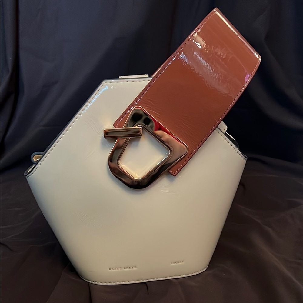 Danse Lente Dove Bucket Leather Bag
